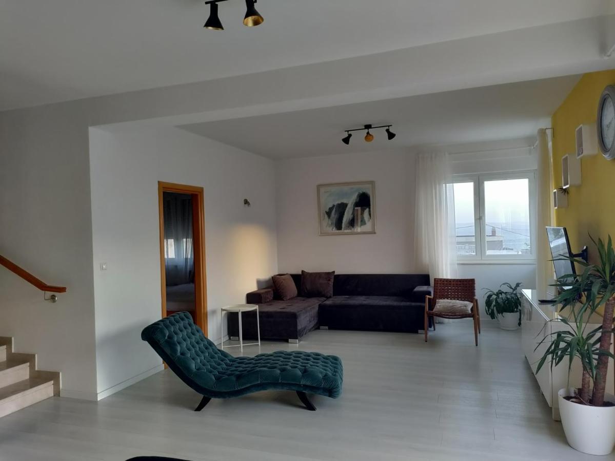 Magi House With Pool Apartment Podstrana Bagian luar foto